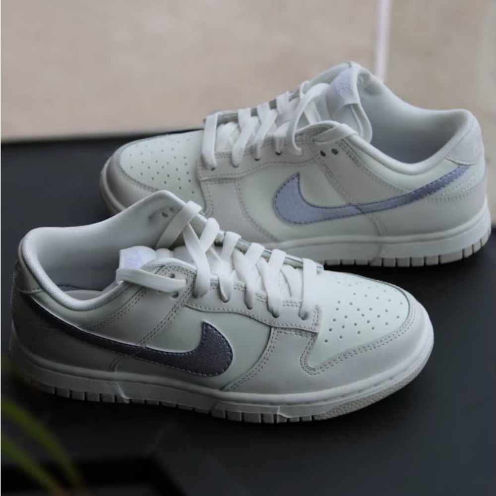 WMNS Nike Dunk Low "Sail/Oxygen Purple"
